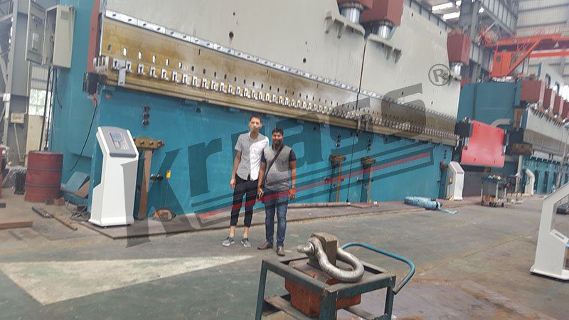 Krrass has customers visit from world richest country – Dubai Press Brake - Pictures 5 Dubai Press Brake customers visit KRRASS