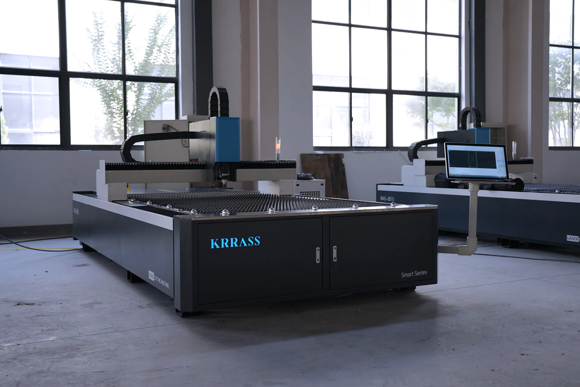 1.5KW Fiber Laser Cutting Machine, 1500W Sheet Metal Laser Cutting Machine Price - Pictures 9 1500W Sheet Metal Laser Cutting Machine