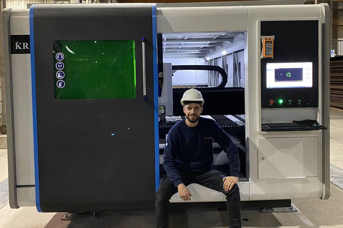 Choosing the Best Laser Cutting Power for Metal in 2025 - Pictures 8 Recommendations for Laser Cutting Power in 2025
