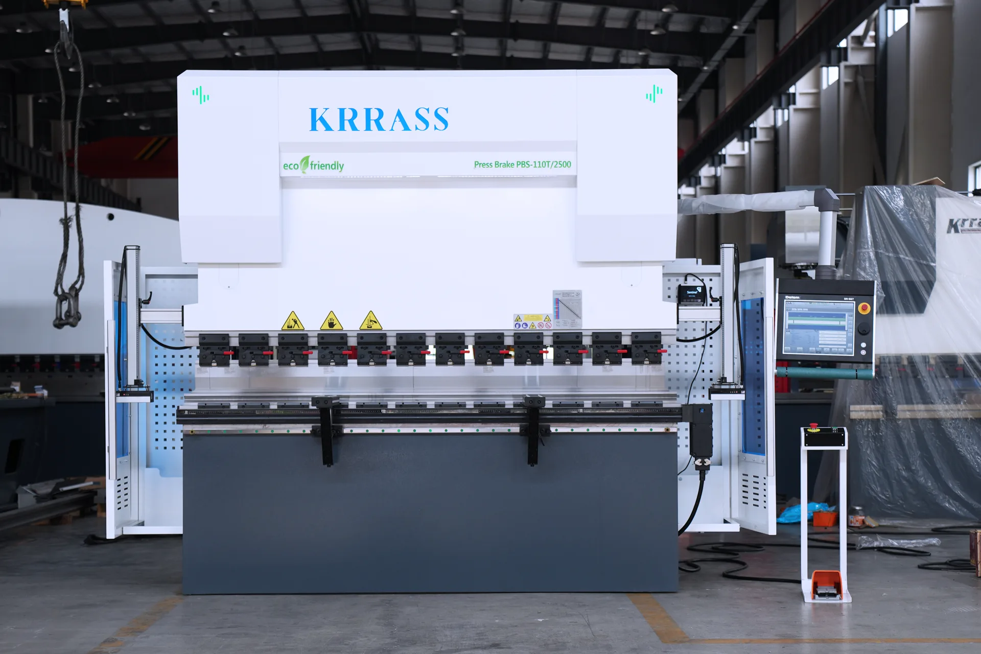 DELEM DA66T Press Brake Machine Price, PBS-110T2500 DA66T 6+1 Axis - Pictures 9 DELEM DA66T Press Brake Machine Price