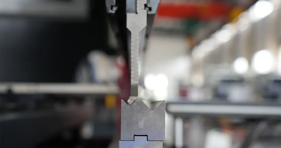 DELEM DA58T CNC press brake tools