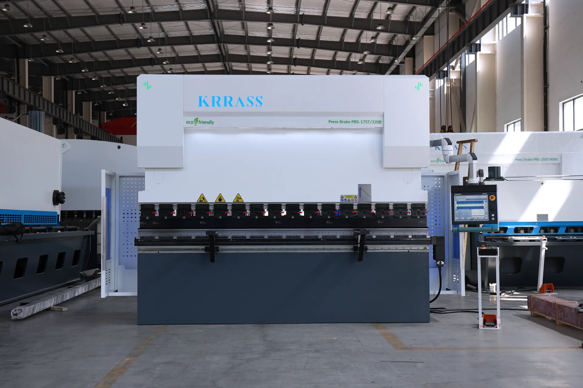 DELEM DA66T Metal Bending Machine, PBS-175T3200 DA66T 6+1 Axis - Pictures 9 DELEM DA66T Metal Bending Machine