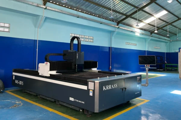 Fiber laser cutting machine Fiber Laser Cutting Machine - fiber laser cutting machine