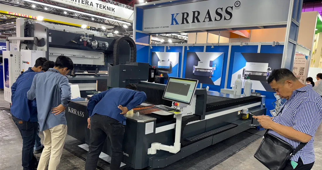 fiber laser cutting machine in Indonesian