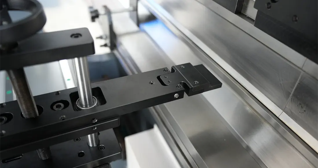 high-precision-back-gauge-finger-used-in-krrass-nc-press-brake