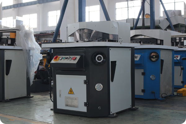 Angle Adjustable Notching Machine - Pictures 6 notching machine