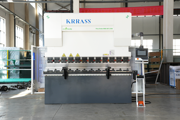 CNC Press Brake Machine, 80Ton Sheet Metal Press Brake, DELEM DA53T Controller - Pictures 9 The 80Ton CNC Press Brake
MB8-80T2500-DA53T
