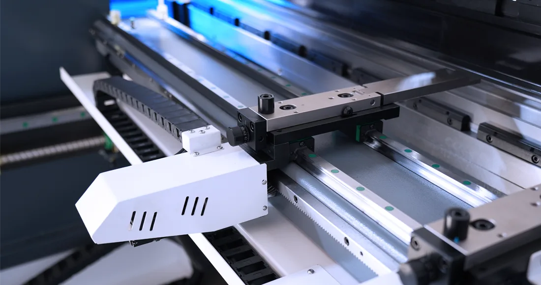 Press Brake Axis - Essential Knowledge for 6 Key Configurations