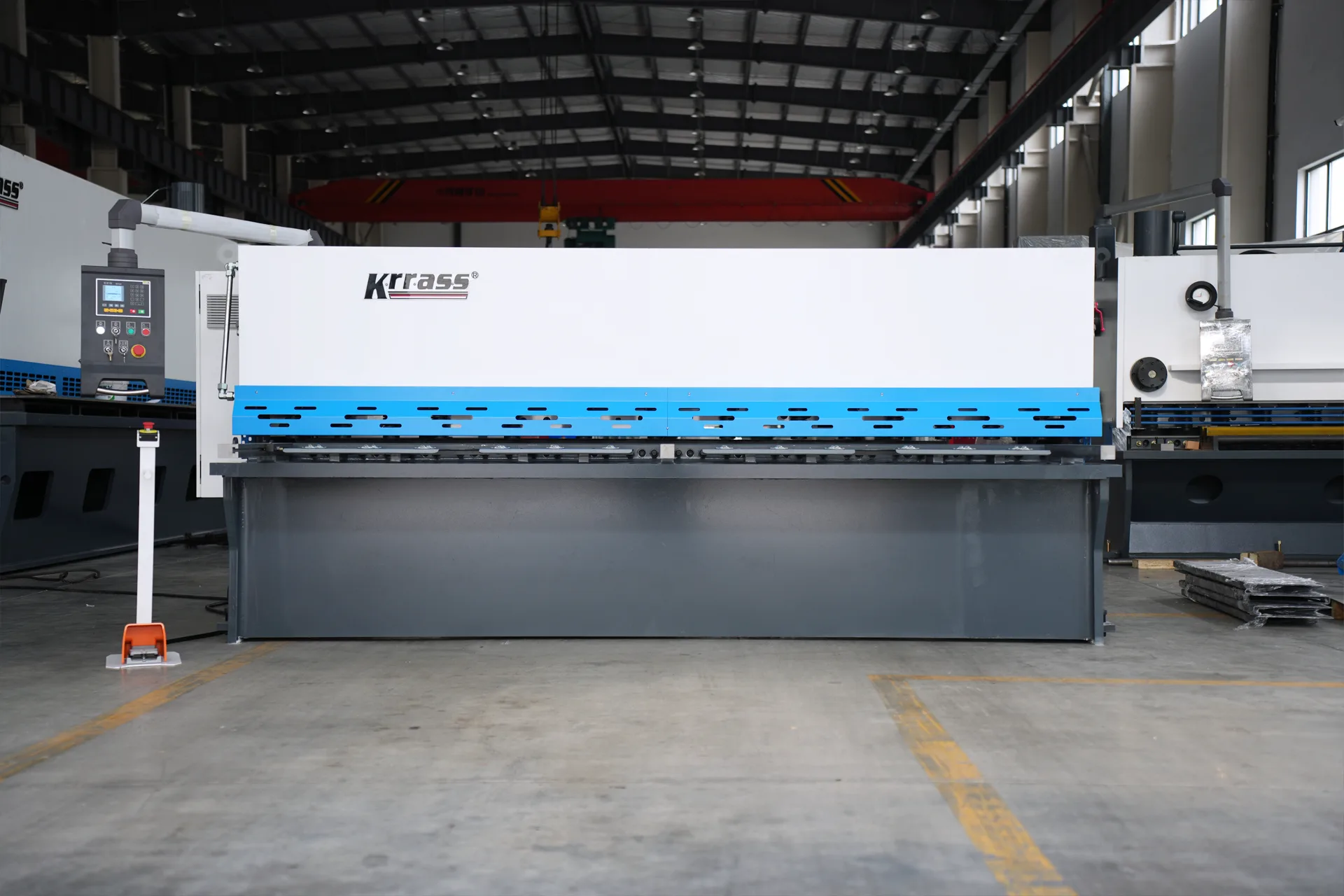 QC12K-6X3200 With ESTUN E21S Hydraulic Shearing Machine - Pictures 9 QC12K-6X3200 With ESTUN E21S Hydraulic Shearing Machine