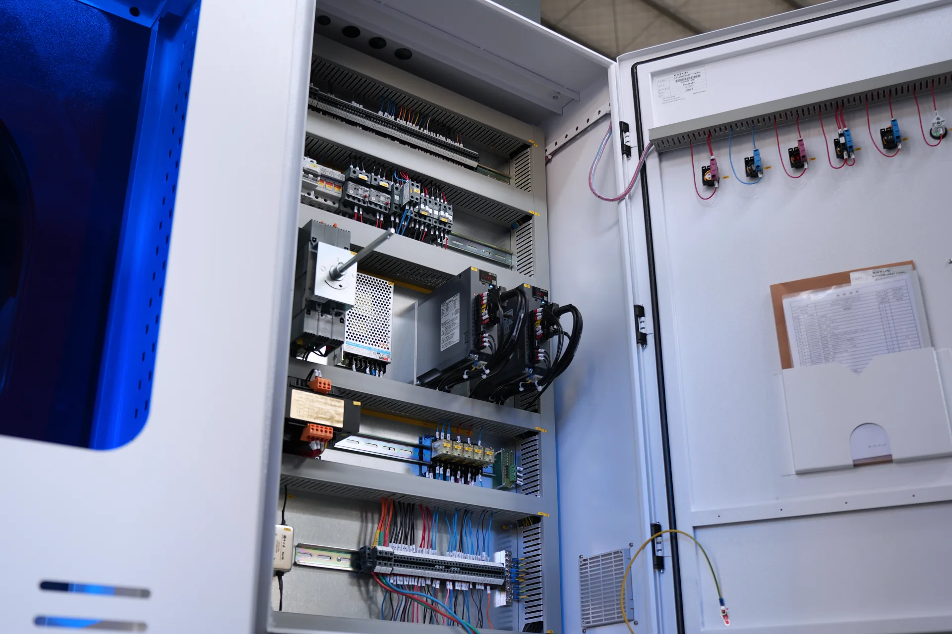 Bending Machine Manufacturer Direct Purchase, MB8-110T3200 DA53Tx 4+1 axis Bending Machine for Sale - Pictures 13 Bending Machine Manufacturer Direct Purchase, MB8-110T3200 DA53Tx 4+1 axis Bending Machine for Sale - schneider electric 2