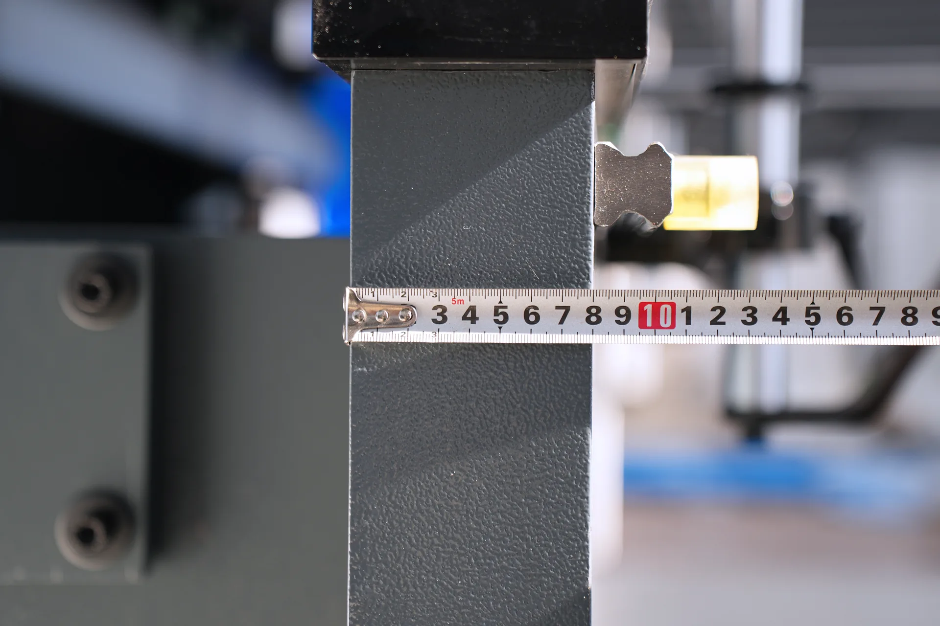 CNC Bending Machine, 110Ton Sheet Metal Bending Machine, Best Bending Machine Brand - Pictures 26 CNC Bending Machine, 110Ton Sheet Metal Bending Machine, Best Bending Machine Brand - thickness of workbench 80mm