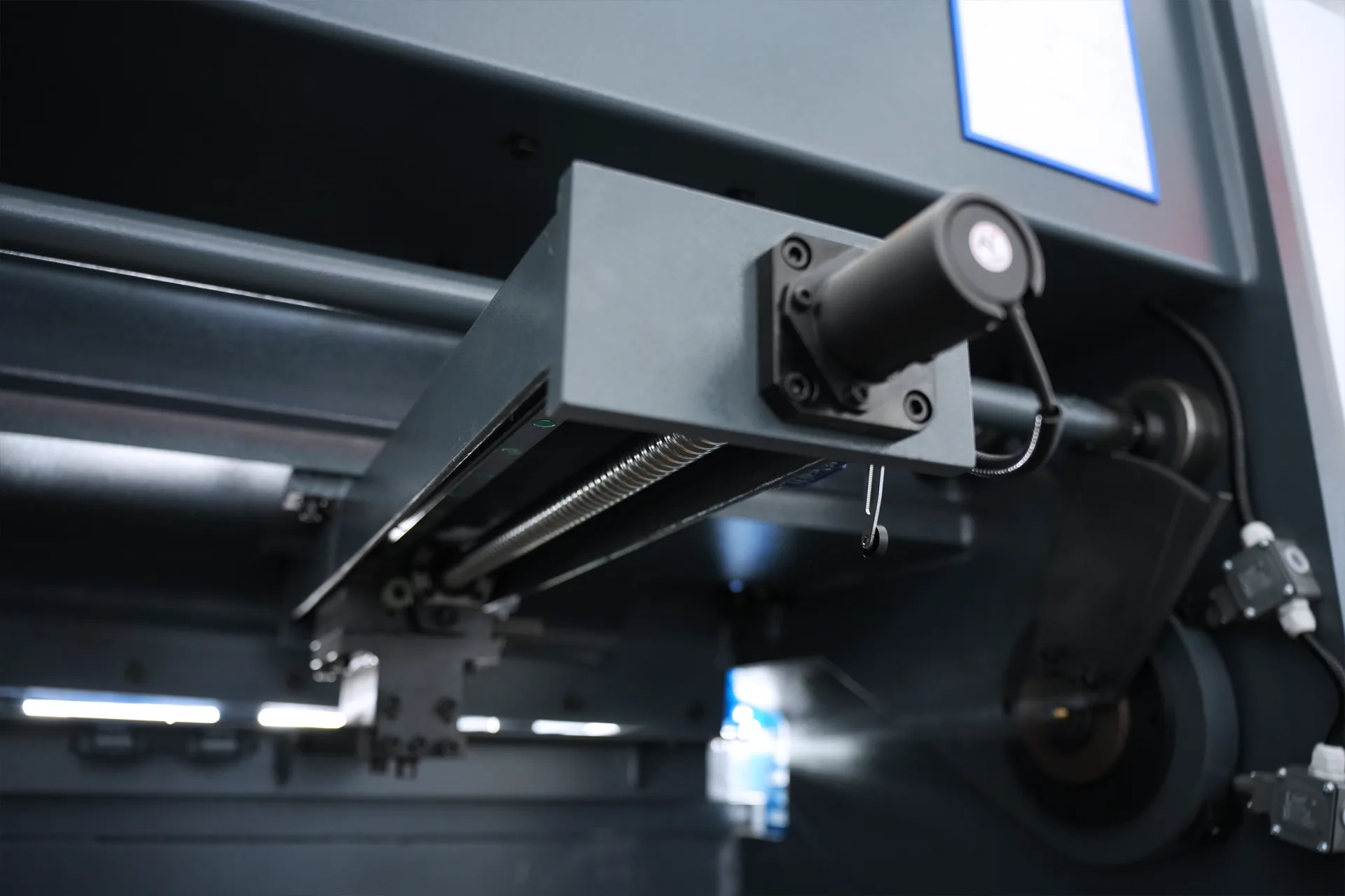 X-axis Motor and Screw X-axis Motor and Screw