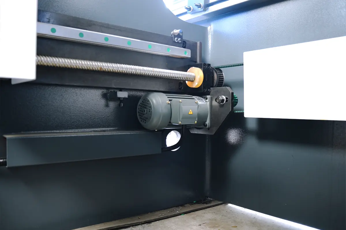 WC67K Series Press Brake with E21 Controller - Pictures 15 X-Axis Stepper Motor
